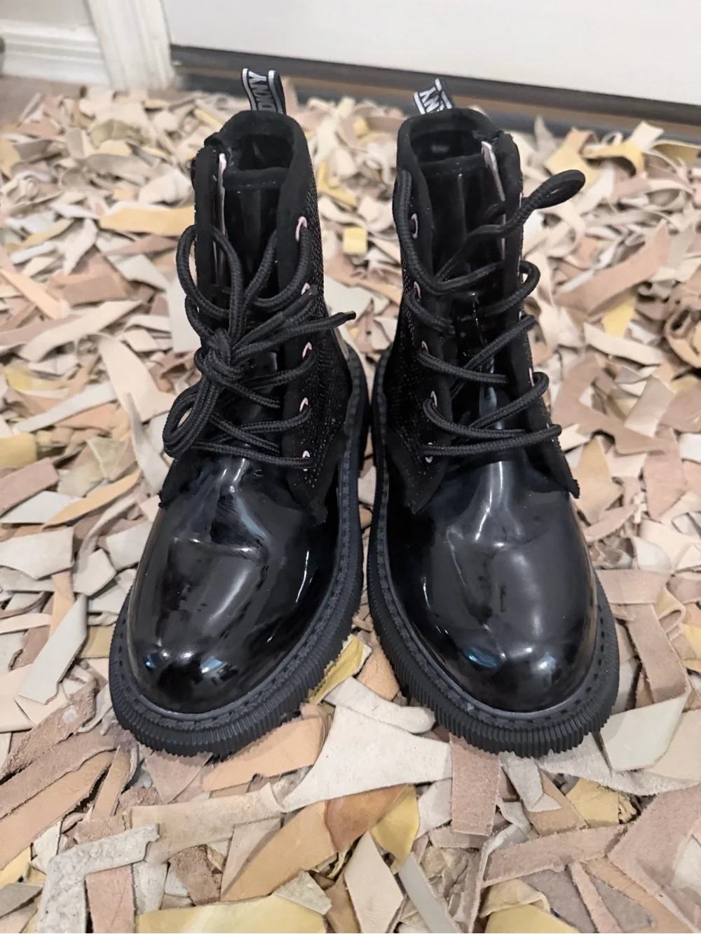 Dkny Black Patent & Sparkle Lace-Up Kids Boots